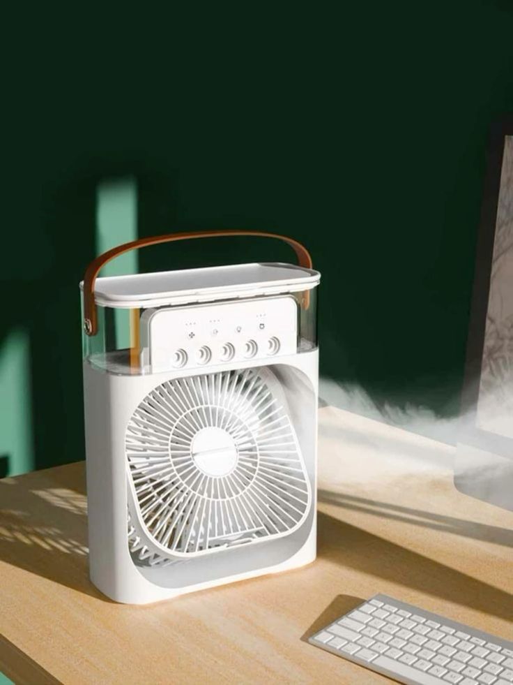 ChillMate™ Portable USB Fan – Beat the Heat Anywhere!" Mini USB Fan